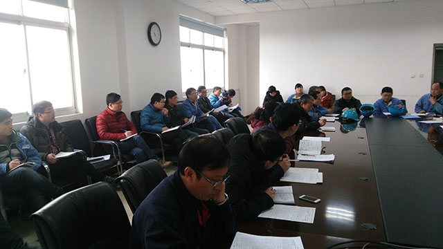 2018年3月12日石岛重工党委开展民主评议党员会议活动广大党员相互交流.jpg 2018年3月12日石岛重工党委开展民主评议党员会议活动广大党员相互交流.jpg